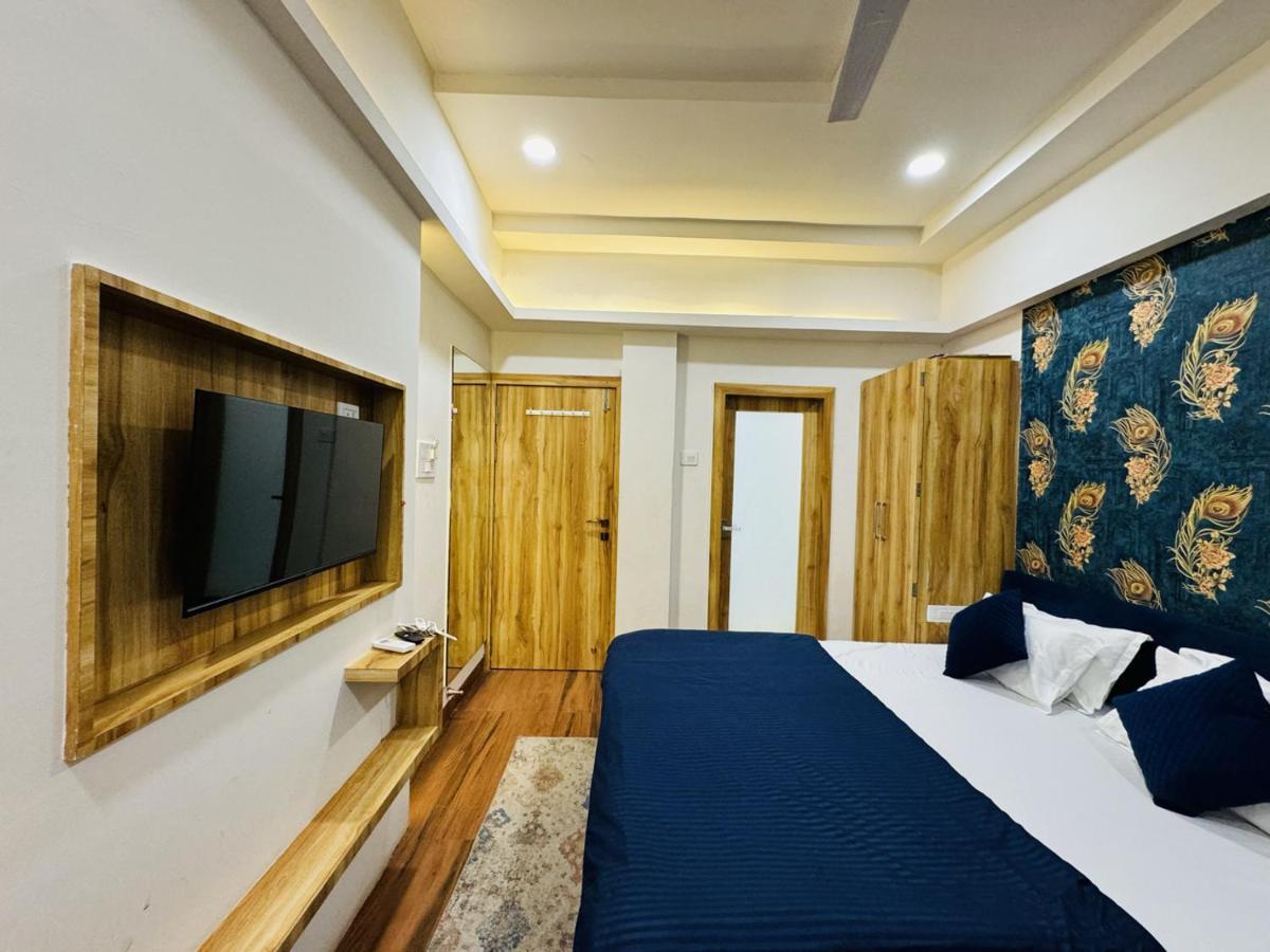 Hotel Shree Mahakal Krapa Ujjain Zewnętrze zdjęcie