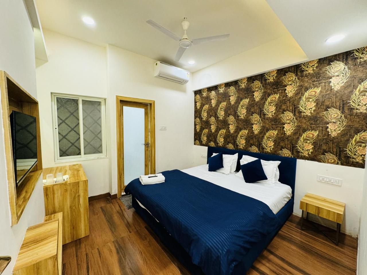 Hotel Shree Mahakal Krapa Ujjain Zewnętrze zdjęcie